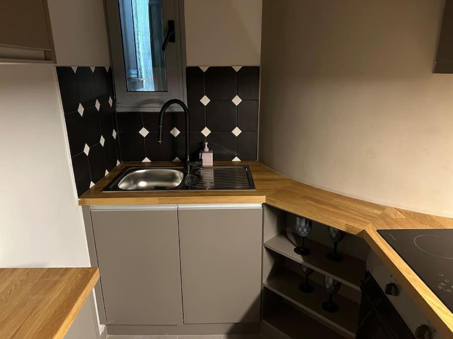 Athens Center Modern Apartment Buitenkant foto