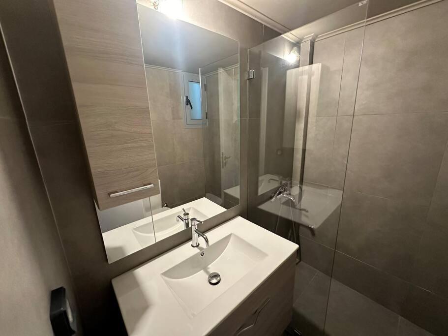 Athens Center Modern Apartment Buitenkant foto